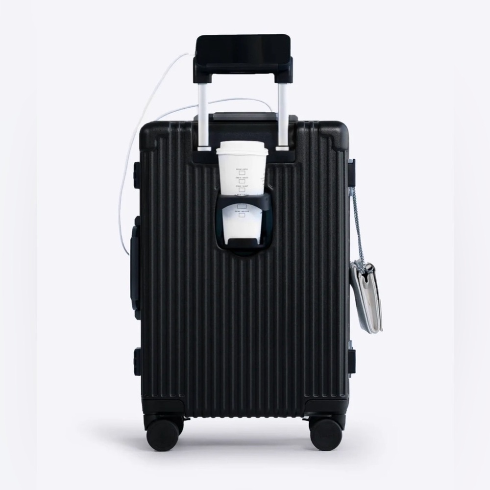 NOBL Carry-On: All-In-One - GREAT CONDITION - Picture 5 of 16